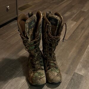 Redhead Camouflage Hunting Snake Boots